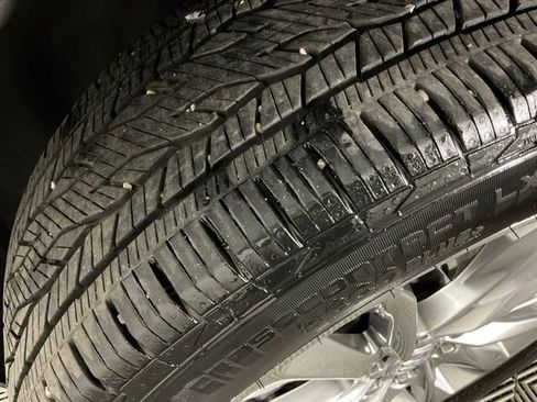 Used 2024 Buick Enclave Avenir w/ Trailering Package, 5000 lbs. FWD image 45