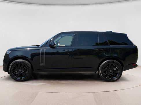 Used 2023 Land Rover Range Rover Long Wheelbase Autobiography AWD/4WD image 2