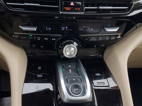 Certified 2025 Acura MDX w/ Technology Package image 29