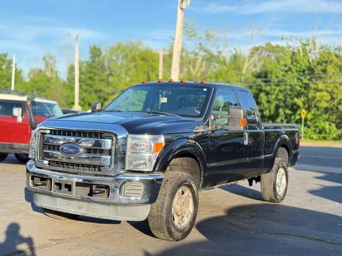 Used 2016 Ford F350 XLT AWD/4WD image 3