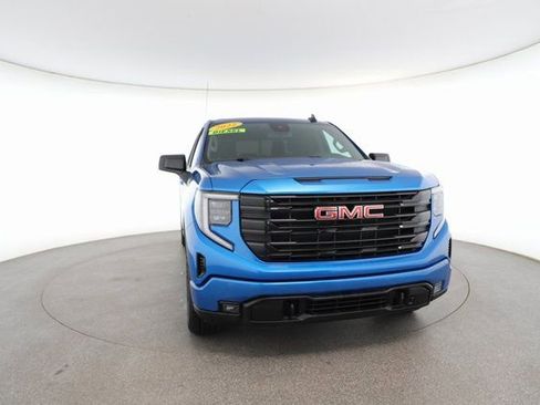 Used 2022 GMC Sierra 1500 Elevation w/ Preferred Package image 29