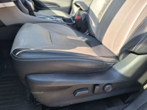 Used 2021 Subaru Forester Limited image 10