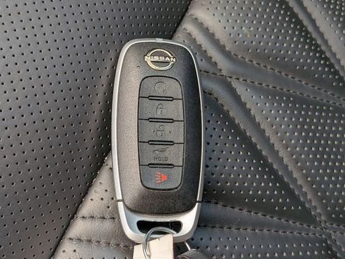 Certified 2023 Nissan Rogue Platinum w/ Platinum Premium Package image 29