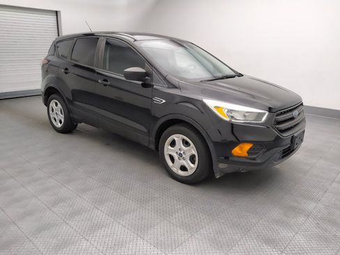 Used 2017 Ford Escape S FWD image 11