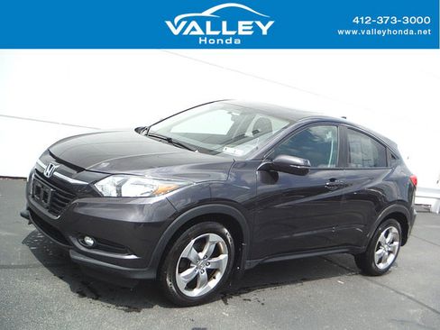 Used 2017 Honda HR-V EX image 1