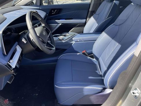 New 2026 Cadillac Optiq Sport 2 image 21