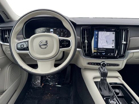 Used 2018 Volvo V90 T5 Cross Country w/ Convenience Package AWD/4WD image 24