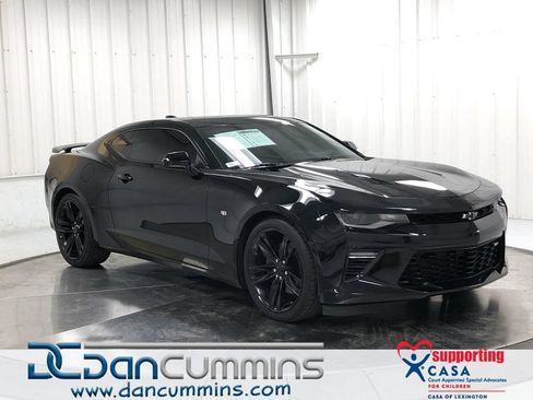 Used 2016 Chevrolet Camaro SS RWD image 1