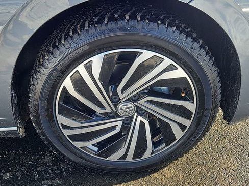 Used 2021 Volkswagen Jetta SEL Premium image 10