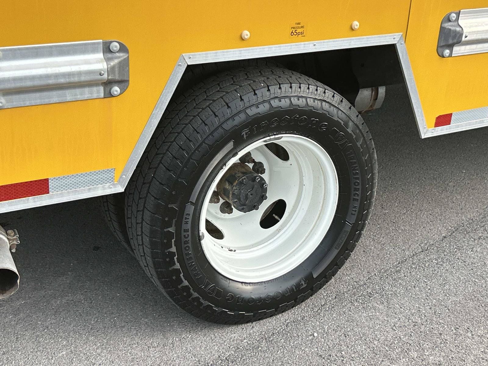 Used 2022 Ford E-350 and Econoline 350 Super Duty RWD image 19