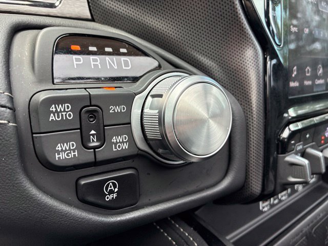 Used 2025 RAM 1500 Limited AWD/4WD image 34
