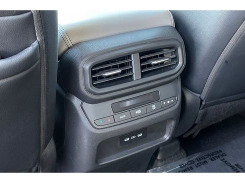 Certified 2024 Honda Pilot EX-L image 42