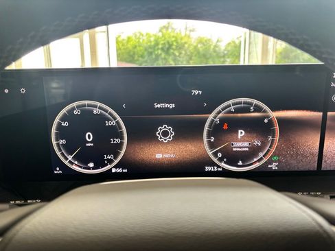 Certified 2026 INFINITI QX80 Luxe w/ Cargo Package AWD/4WD image 14