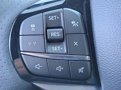 New 2026 Ford Explorer ST-Line w/ ST-Line Street Pack image 8