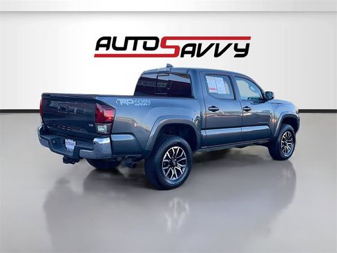 Used 2023 Toyota Tacoma TRD Sport image 7
