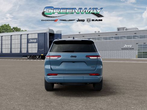 New 2026 Jeep Grand Cherokee L Summit AWD/4WD image 7