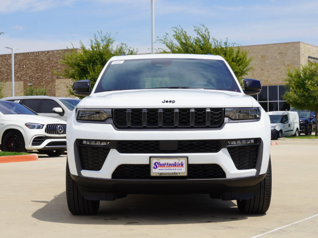 New 2026 Jeep Grand Cherokee Limited w/ Limited Altitude Package AWD/4WD image 6
