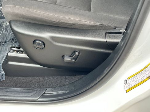 Used 2024 Dodge Durango SXT image 23