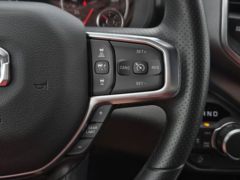 New 2026 RAM 1500 Express AWD/4WD image 10