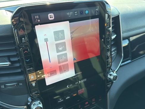 New 2026 RAM 1500 Laramie AWD/4WD image 18