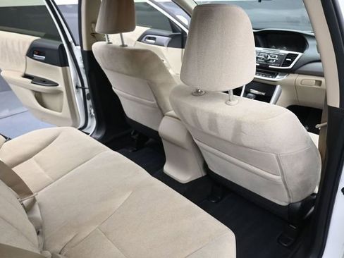 Used 2013 Honda Accord LX image 10