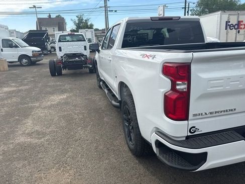 New 2026 Chevrolet Silverado 1500 RST w/ RST Select Package AWD/4WD image 3