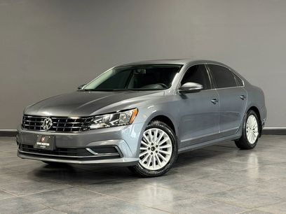 Used 2017 Volkswagen Passat 1.8T SE