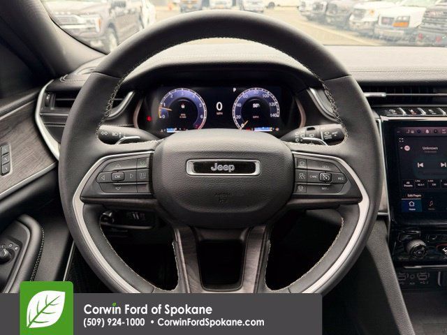 Used 2024 Jeep Grand Cherokee L Limited w/ Luxury Tech Group II AWD/4WD image 25