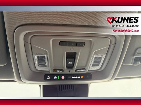 Used 2025 Chevrolet Silverado 1500 LT AWD/4WD image 27