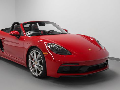 Certified 2022 Porsche 718 Boxster GTS image 11