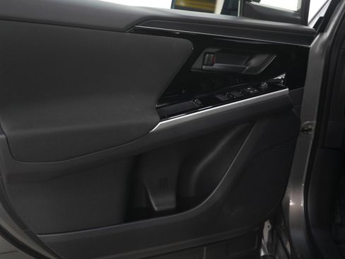 Used 2024 Subaru Solterra Premium image 18