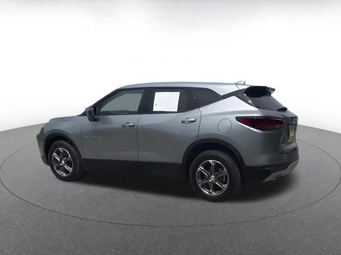 Used 2025 Chevrolet Blazer LT FWD image 10