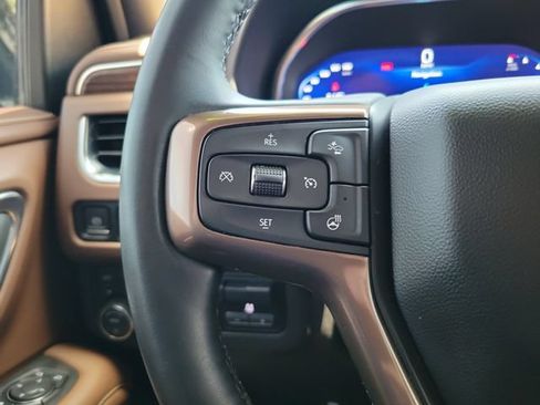 Used 2024 Chevrolet Suburban High Country AWD/4WD image 21