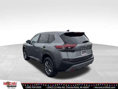 Used 2023 Nissan Rogue S image 3