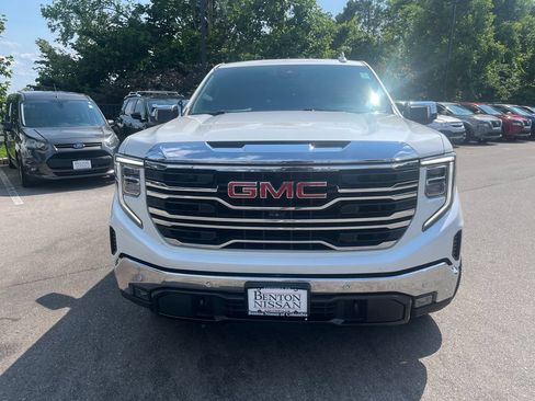 Used 2022 GMC Sierra 1500 SLT AWD/4WD image 38