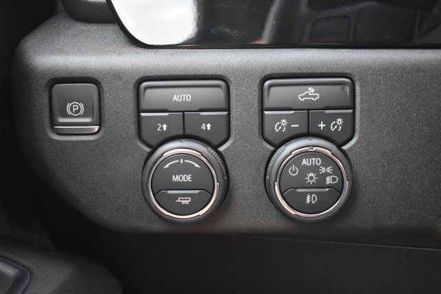 Used 2024 Chevrolet Silverado 1500 RST AWD/4WD image 27