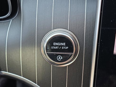 Certified 2025 Mercedes-Benz C 300 Sedan image 25