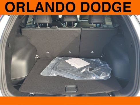 New 2026 Jeep Compass Latitude image 8