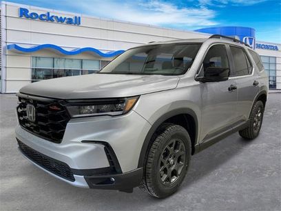 New 2025 Honda Pilot TrailSport