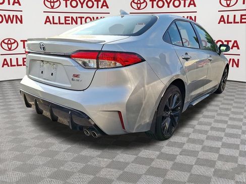 Used 2025 Toyota Corolla SE w/ Convenience Package FWD image 8
