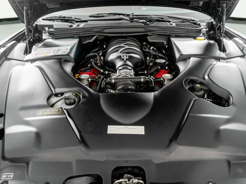 Used 2018 Maserati GranTurismo Sport image 52