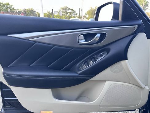 Used 2014 INFINITI Q50 Premium w/ Navigation Package AWD/4WD image 30