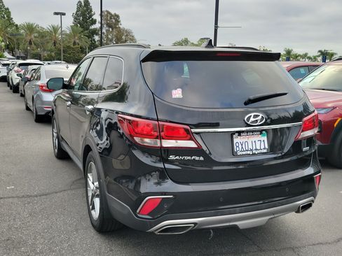 Used 2017 Hyundai Santa Fe FWD w/ SE Ultimate Tech Package 03 image 4