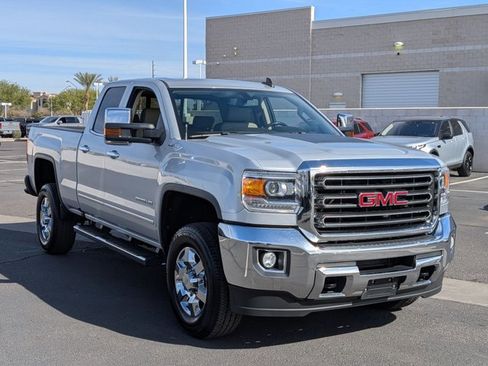 Used 2017 GMC Sierra 2500 SLT image 3