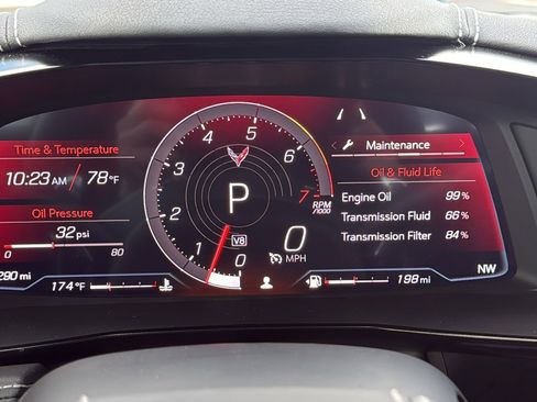 Used 2025 Chevrolet Corvette Stingray Preferred Cpe w/ Z51 Performance Package image 14