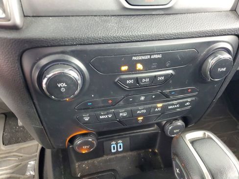Used 2020 Ford Ranger XLT w/ Equipment Group 301A Mid RWD image 19