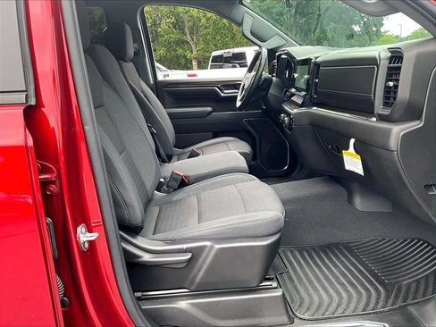 Used 2024 Chevrolet Silverado 1500 RST AWD/4WD image 21