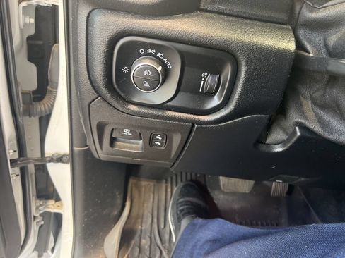 Used 2021 RAM 1500 Big Horn AWD/4WD image 8