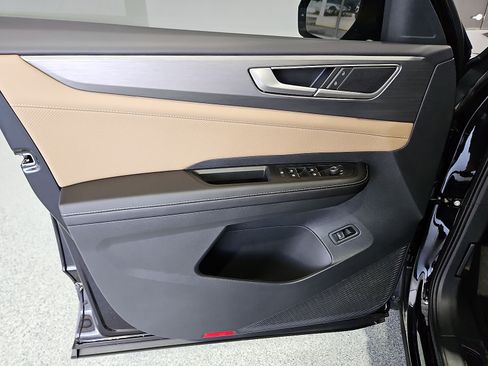 New 2026 Volkswagen Atlas Cross Sport SE FWD image 16