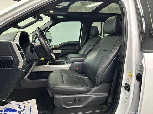 Used 2022 Ford F250 Lariat w/ Lariat Value Package AWD/4WD image 9